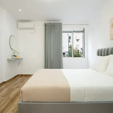 Bonzo Homes * تيرانا
