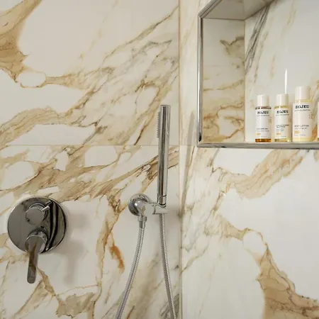 Apartment Bonzo Homes Tirana